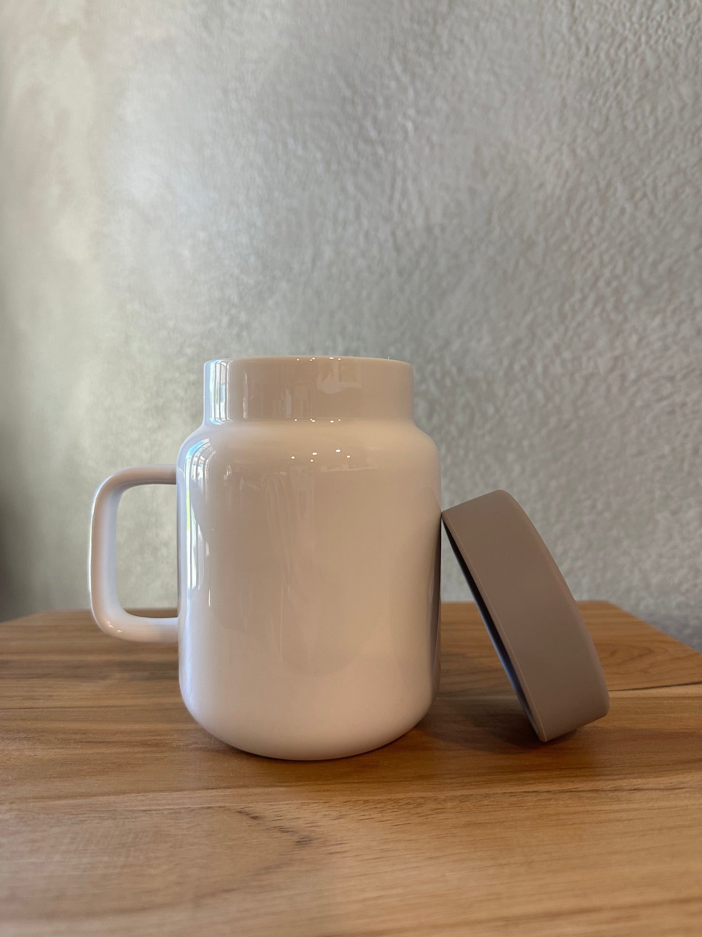 Glass mug